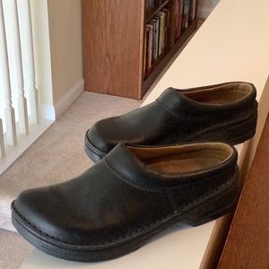 Birkenstock Black Leather Slip-On Clog Size 41